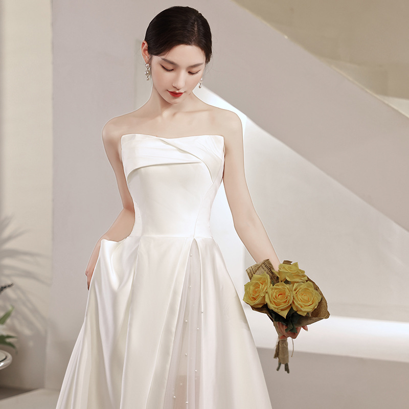 Abito da sposa leggero in stil - Photography Natural Lighting recensione e prezzo